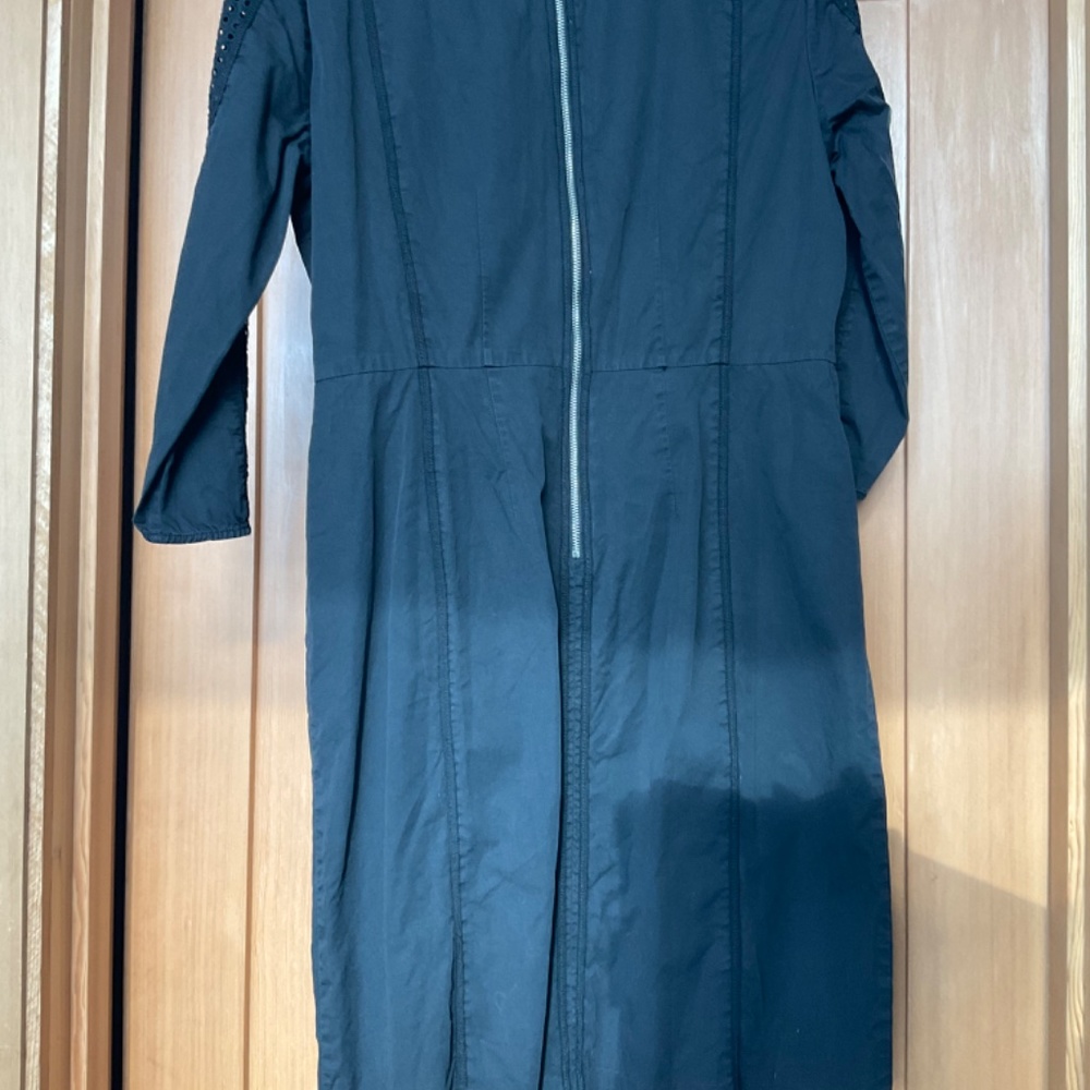 LITTLE BLACK DRESS - Picture 2 of 5